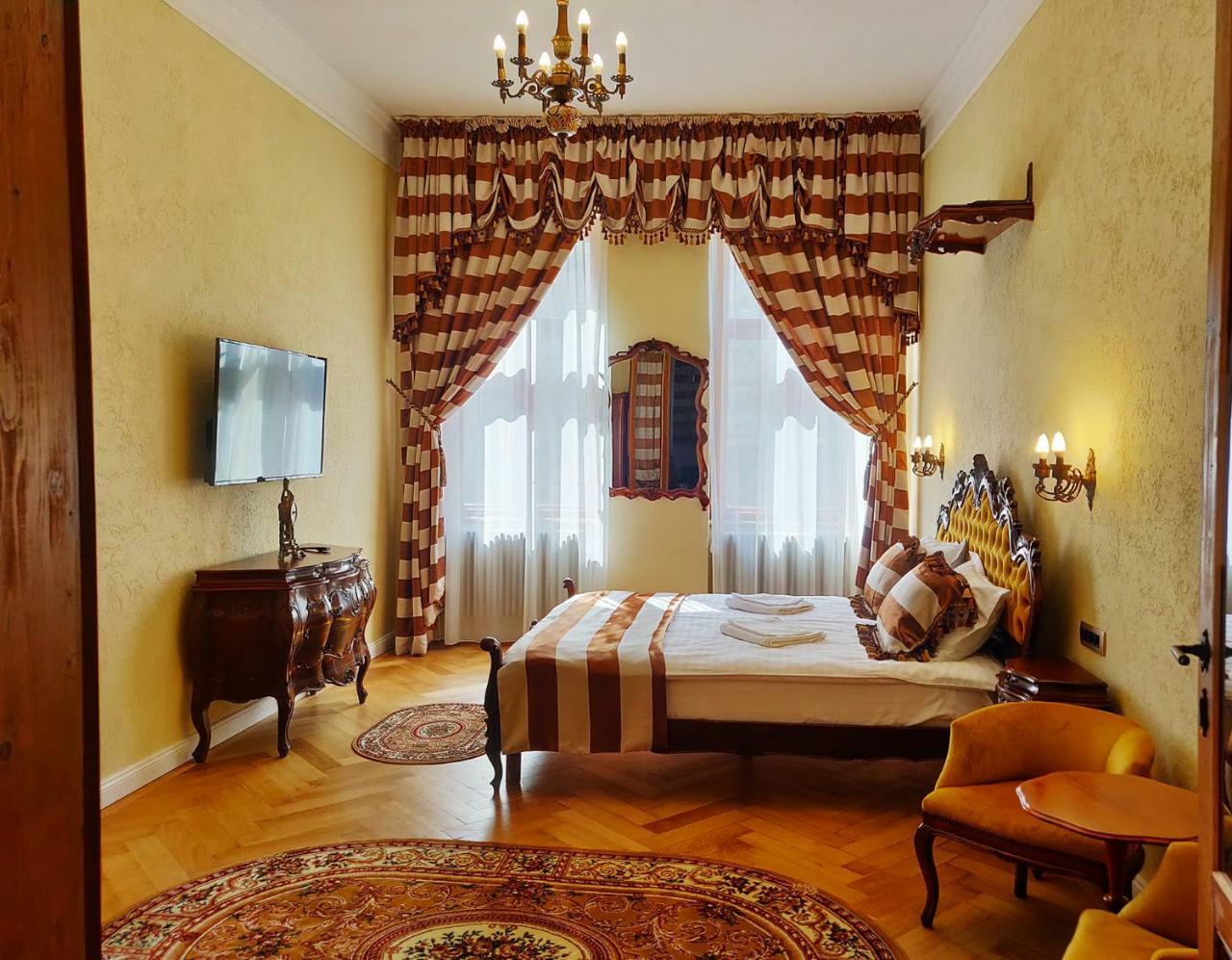 Zur Krone Sibiu Exterior foto